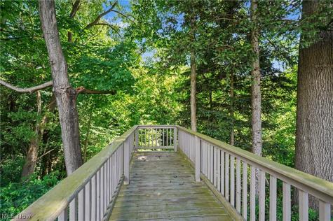 1380 Romane Drive Northfield OH 44067