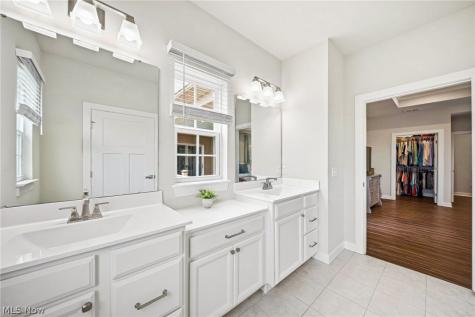34681 N Legends Way Grafton OH 44044