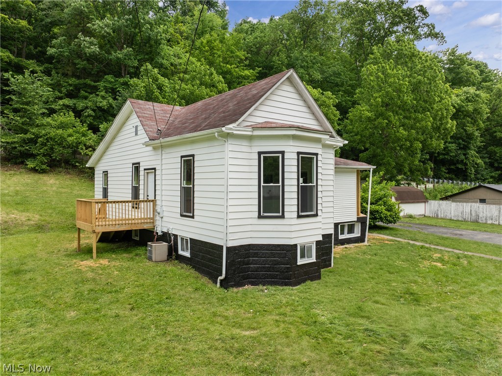 56775 Colerain Pike Martins Ferry OH 43935