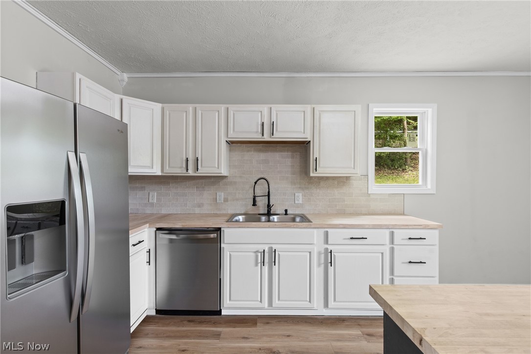 56775 Colerain Pike Martins Ferry OH 43935