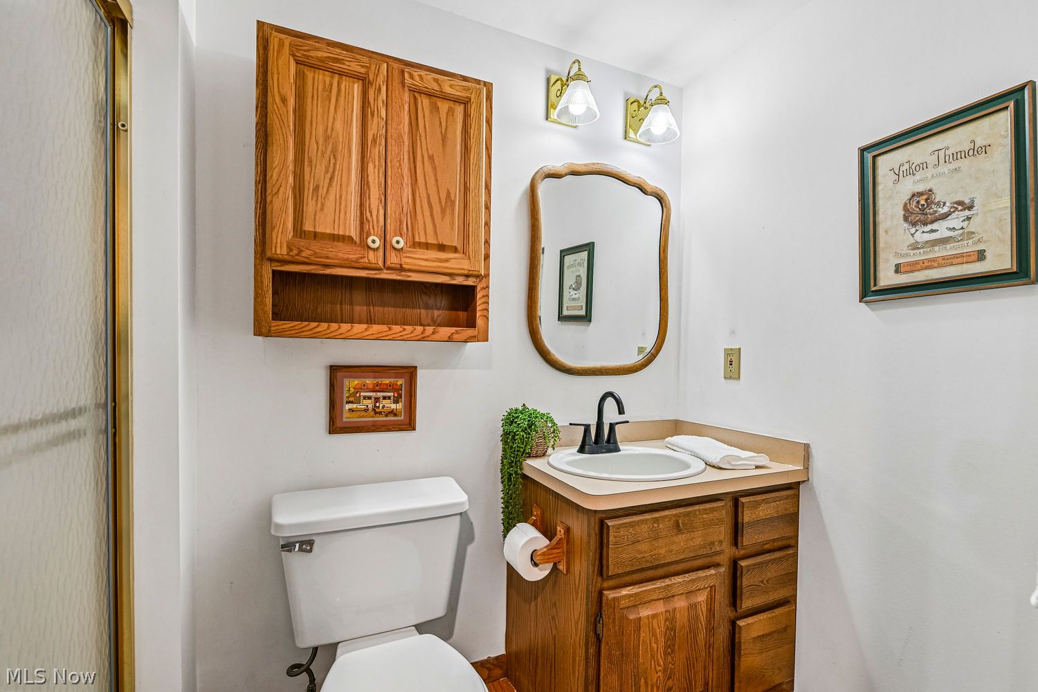 17716 Plymouth Row Strongsville OH 44136