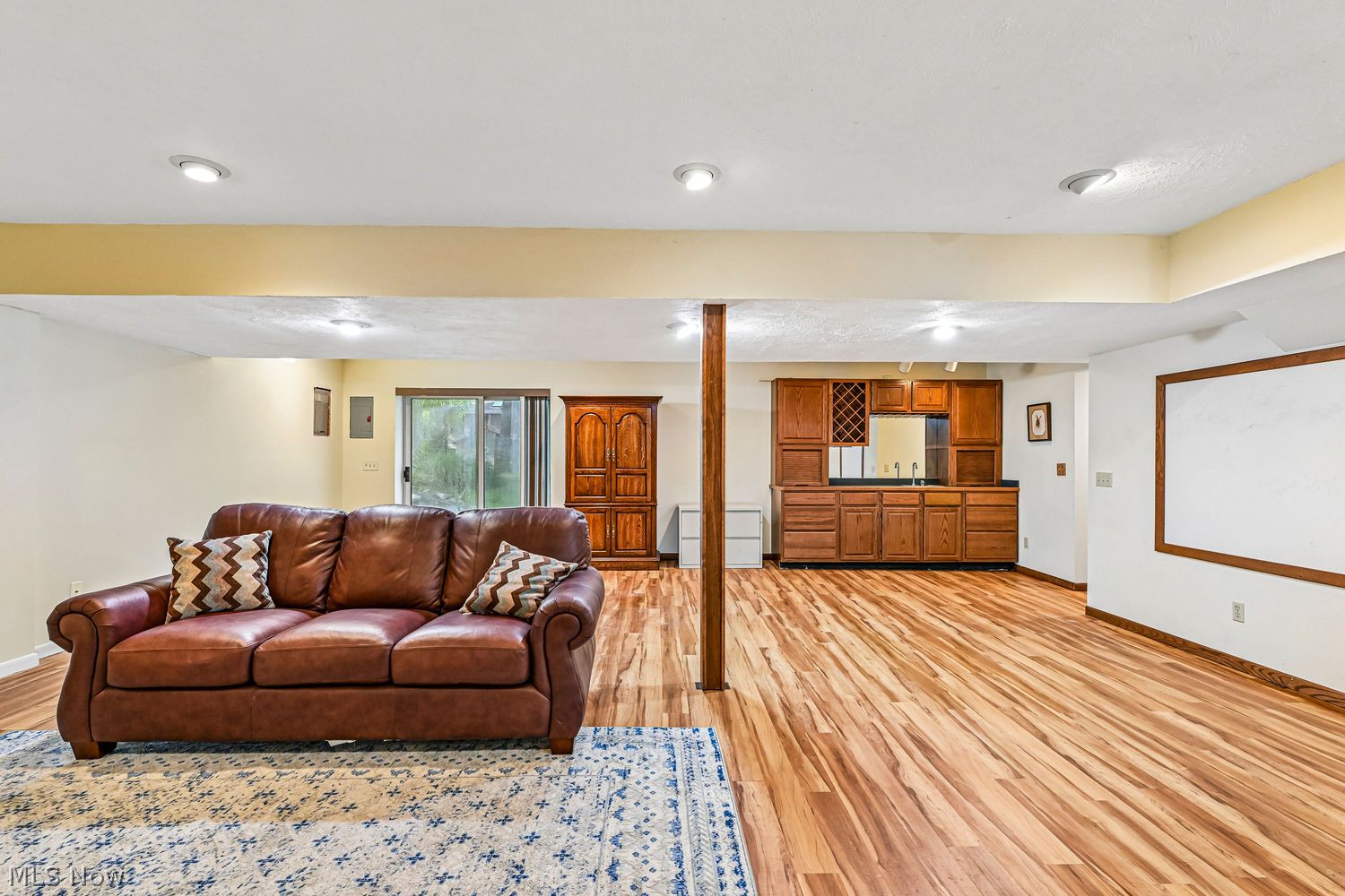 17716 Plymouth Row Strongsville OH 44136