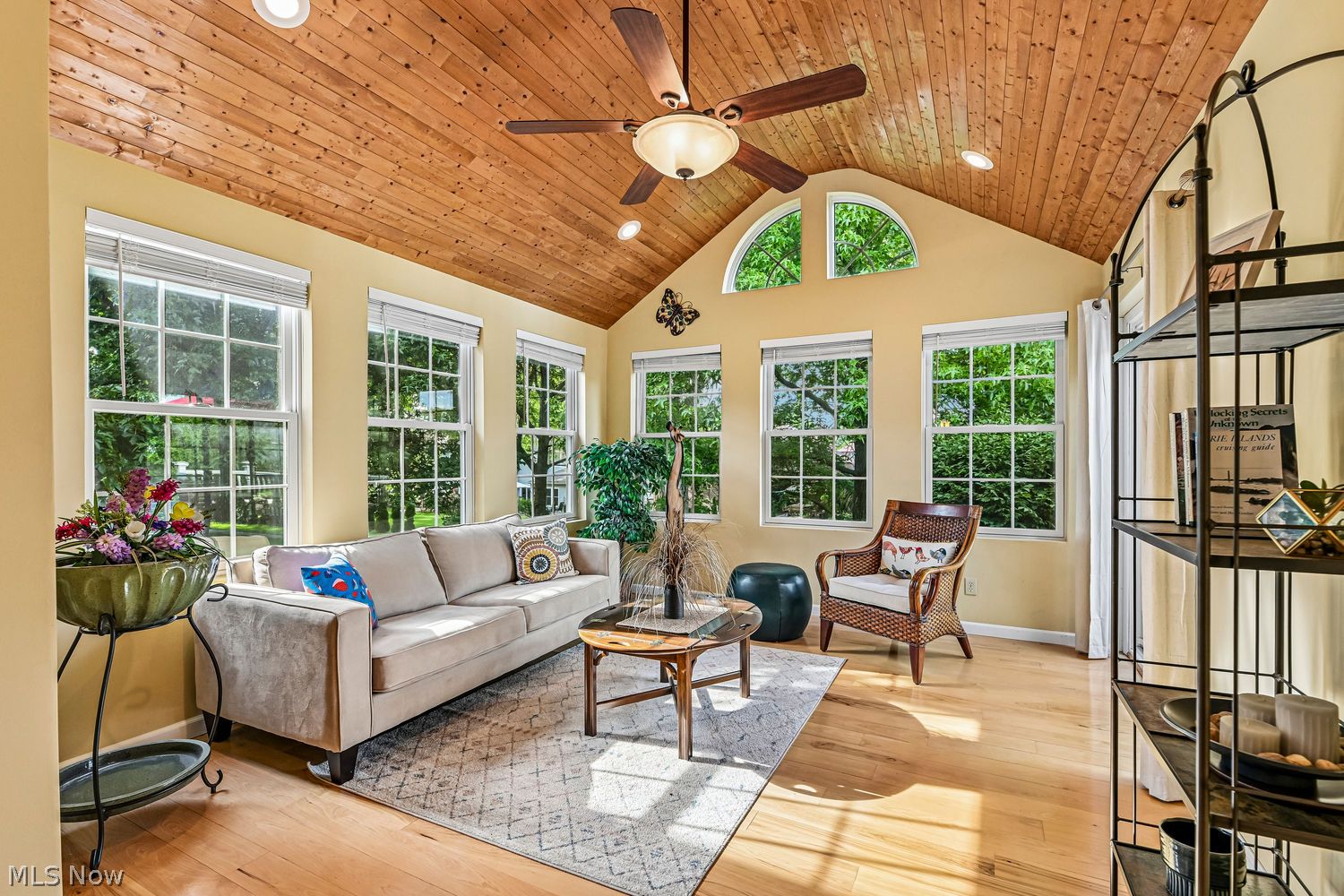 17716 Plymouth Row Strongsville OH 44136