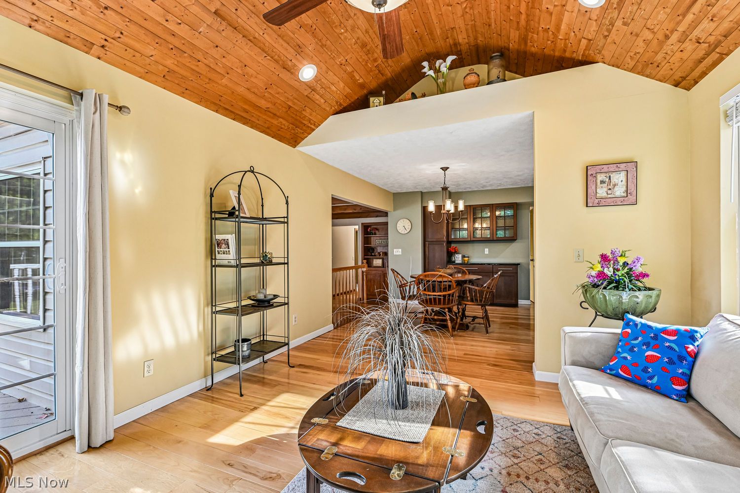 17716 Plymouth Row Strongsville OH 44136