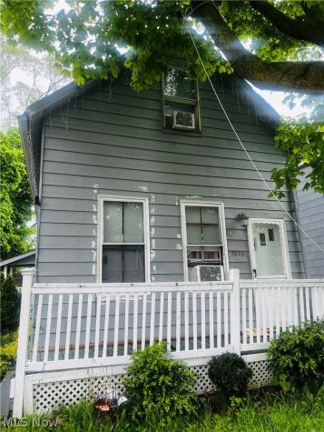 7605 Lawn Avenue Cleveland OH 44102