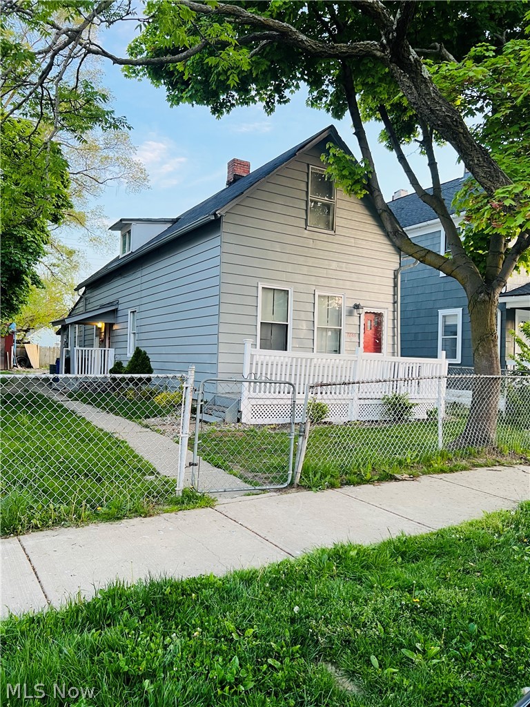 7605 Lawn Avenue Cleveland OH 44102