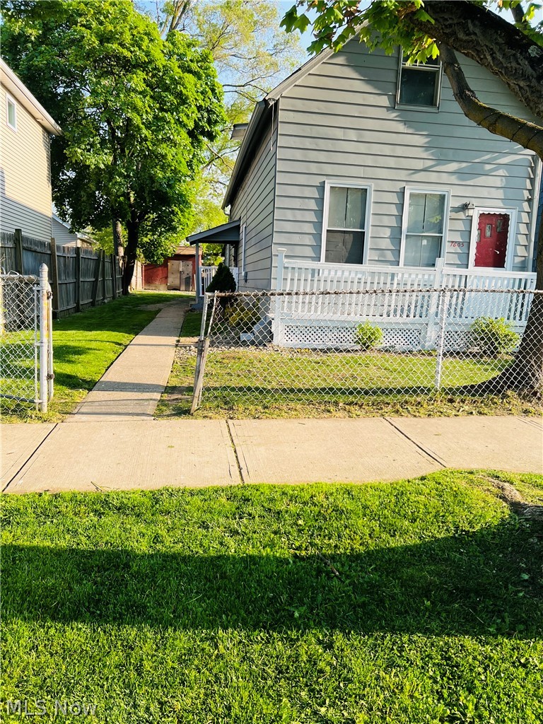 7605 Lawn Avenue Cleveland OH 44102