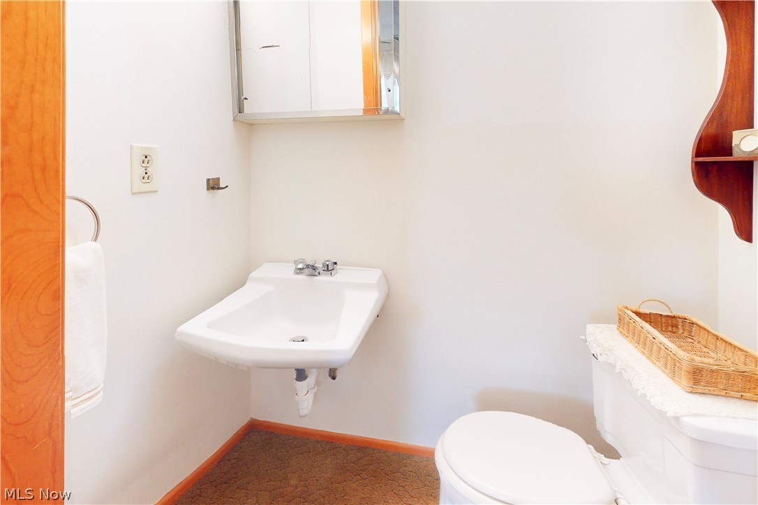 196 Morningside Drive Wintersville OH 43953