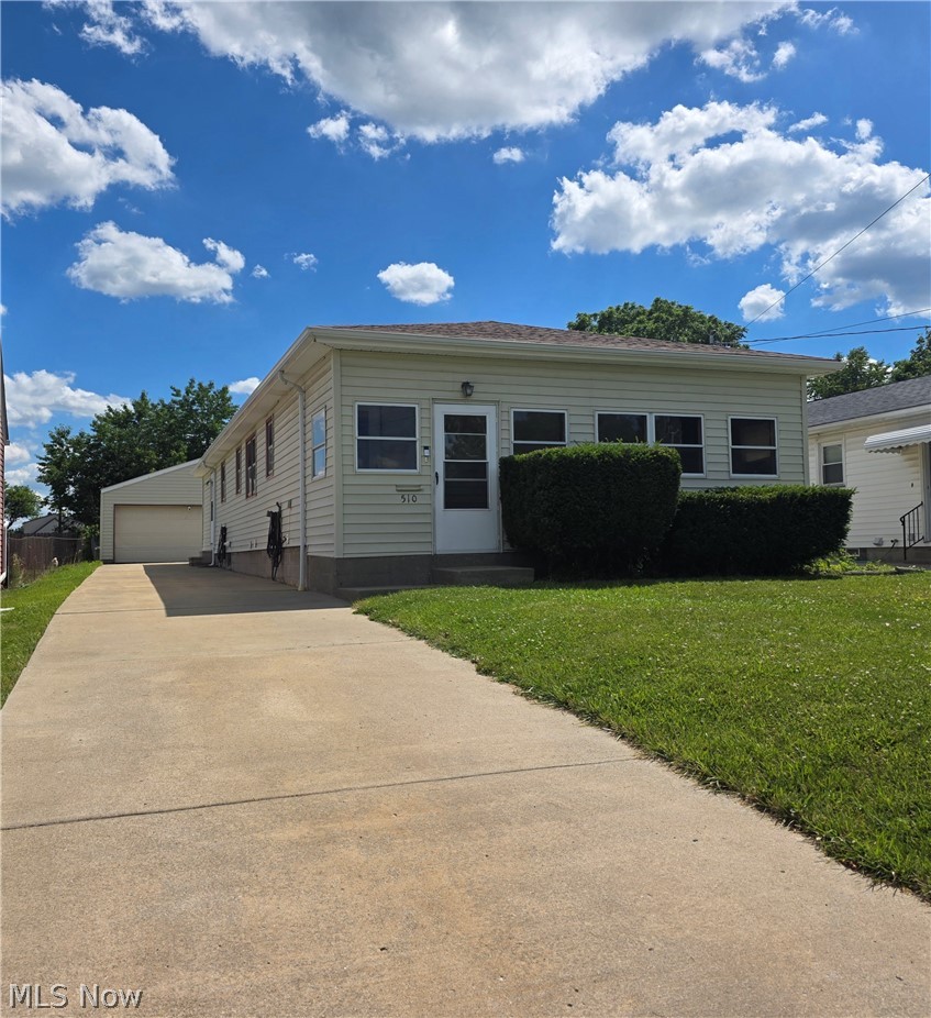 510 W Maplewood Avenue Struthers OH 44471