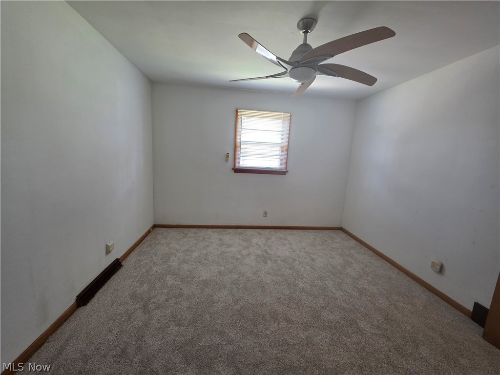 510 W Maplewood Avenue Struthers OH 44471