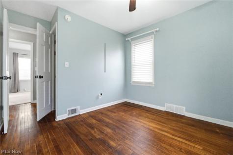 483 E 330th Street Willowick OH 44095