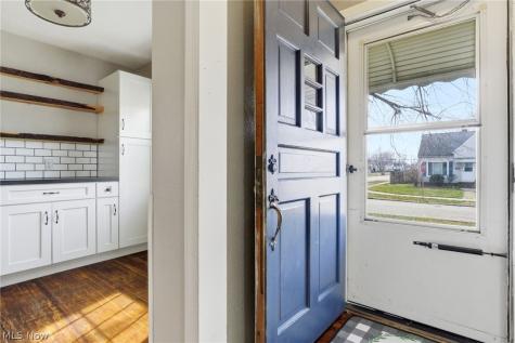 483 E 330th Street Willowick OH 44095