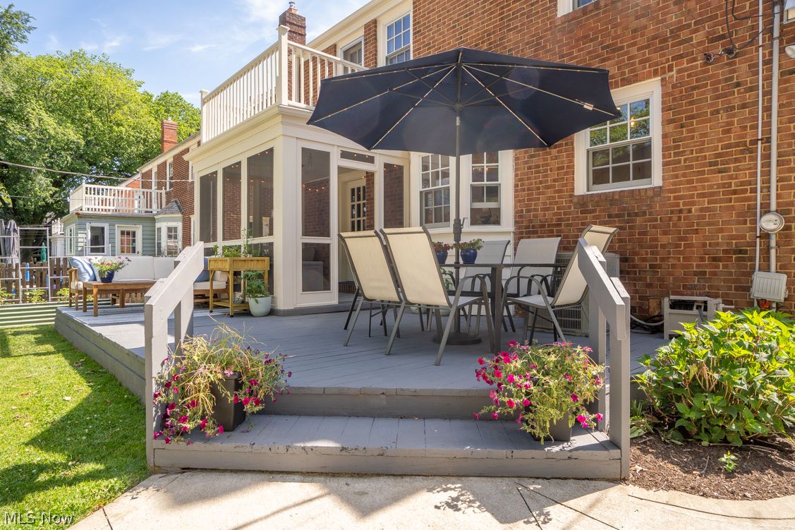 3718 Townley Road Shaker Heights OH 44122