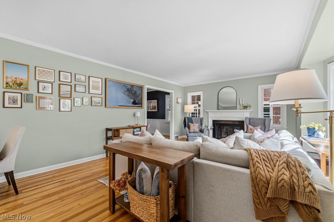 3718 Townley Road Shaker Heights OH 44122