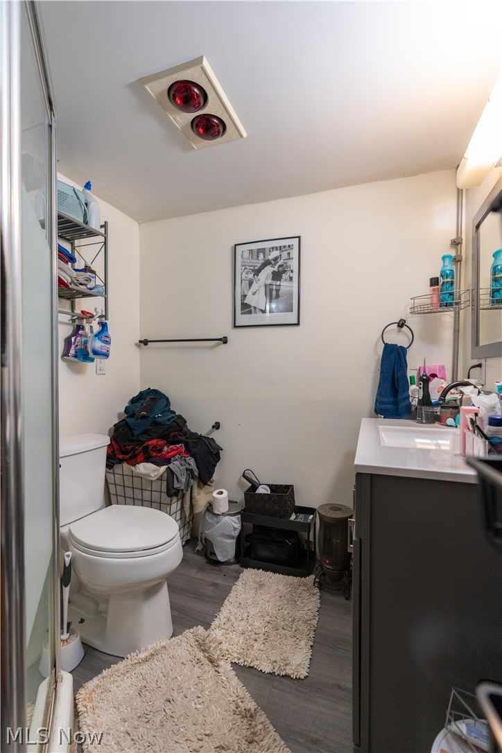 2251 Robinhood Drive Wooster OH 44691