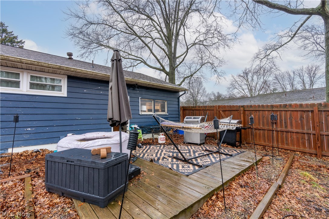 2251 Robinhood Drive Wooster OH 44691