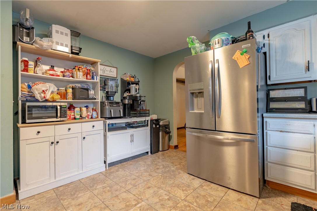 2251 Robinhood Drive Wooster OH 44691