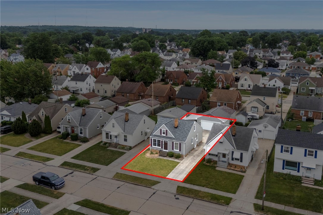 8327 Renwood Drive Parma OH 44129
