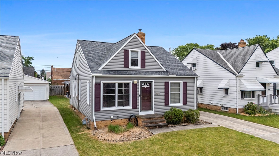 8327 Renwood Drive Parma OH 44129
