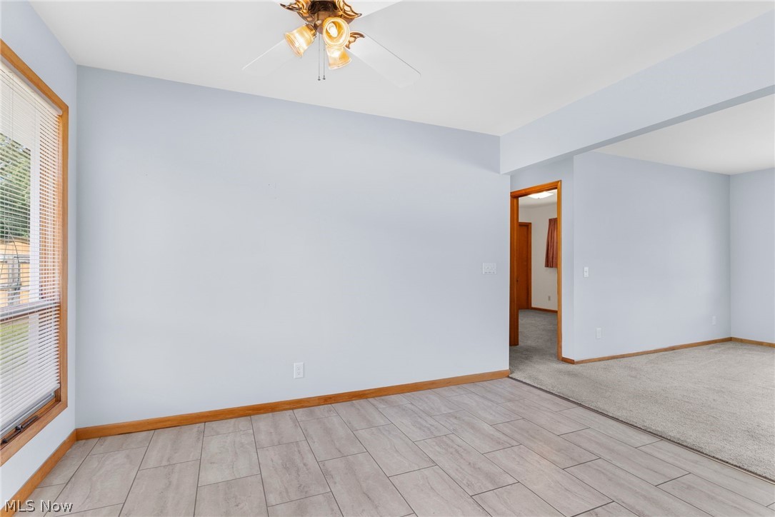253 Earl Drive NW Warren OH 44483