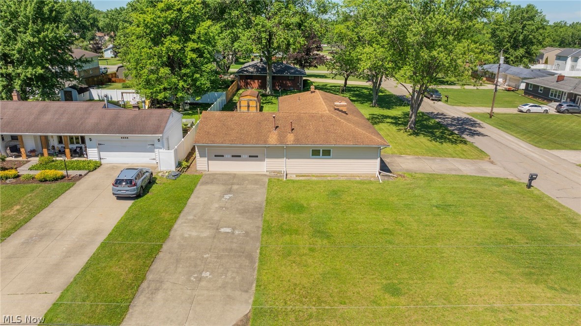 253 Earl Drive NW Warren OH 44483