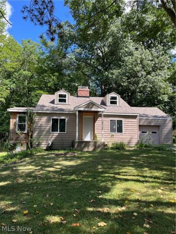 9012 W Pleasant Valley Road Parma OH 44130