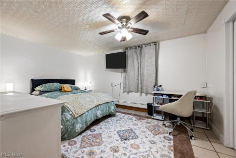 252 E Comet Road Clinton OH 44216
