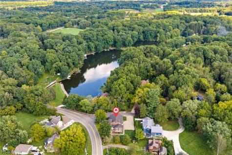 252 E Comet Road Clinton OH 44216