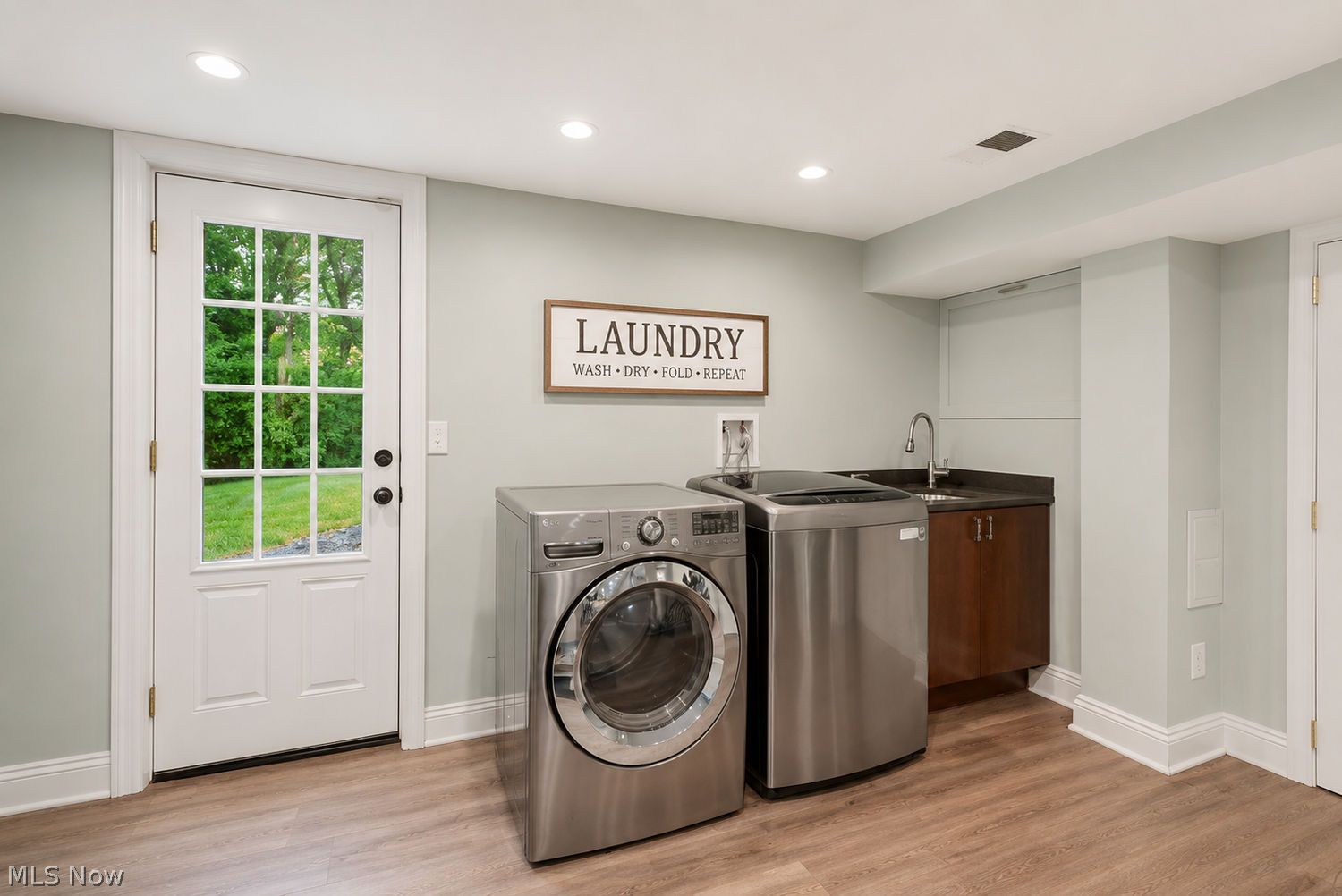 17158 Eastview Drive Chagrin Falls OH 44023