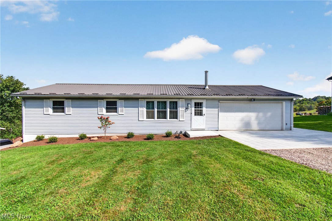 3865 Seeman Street SW East Sparta OH 44626