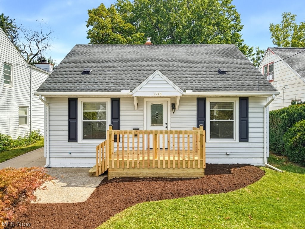 1243 Woodward Avenue Akron OH 44310
