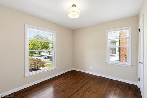 1243 Woodward Avenue Akron OH 44310