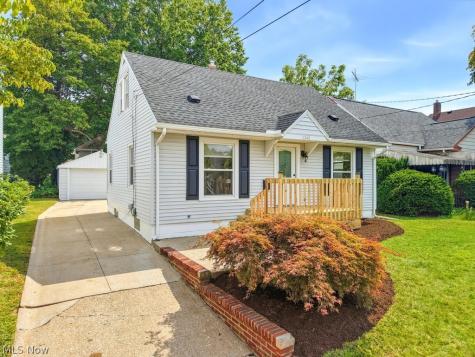 1243 Woodward Avenue Akron OH 44310