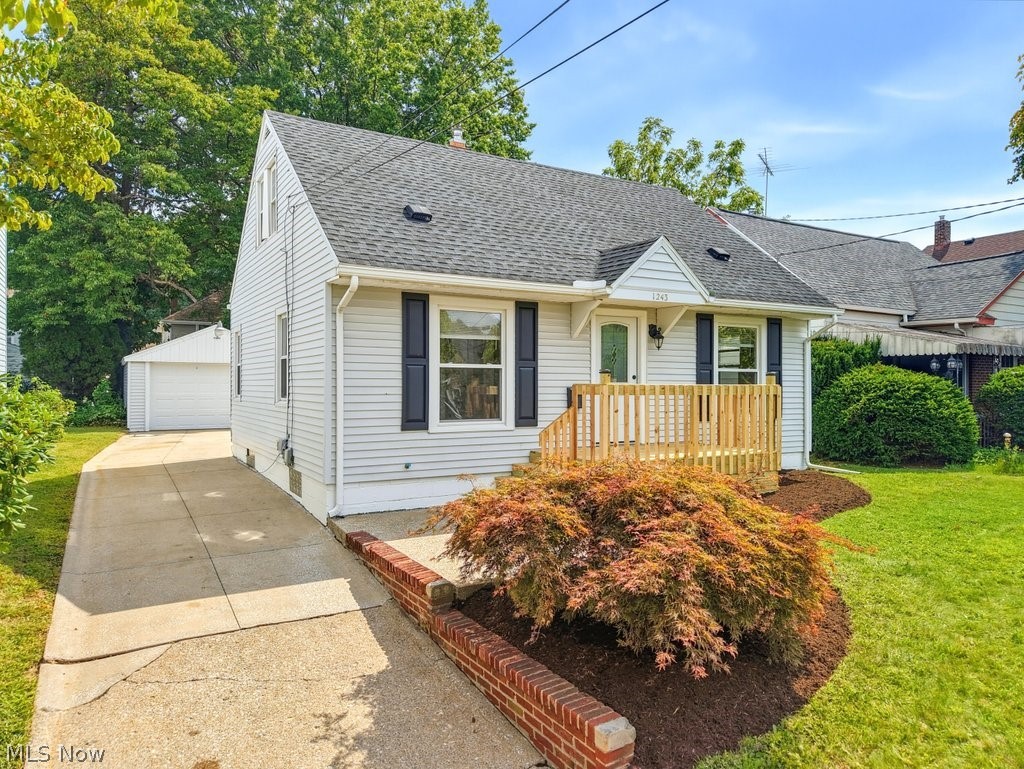 1243 Woodward Avenue Akron OH 44310
