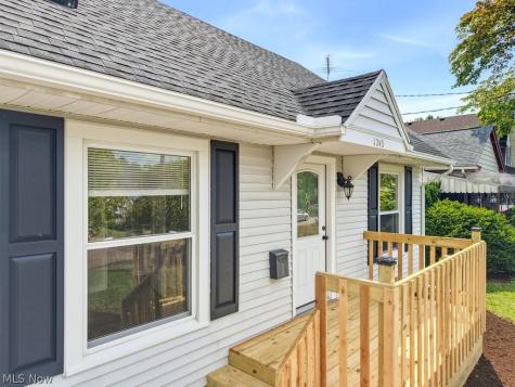 1243 Woodward Avenue Akron OH 44310