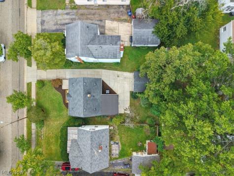 1243 Woodward Avenue Akron OH 44310