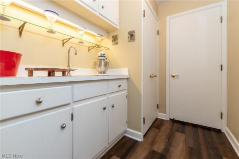 24911 S Woodland Road Beachwood OH 44122