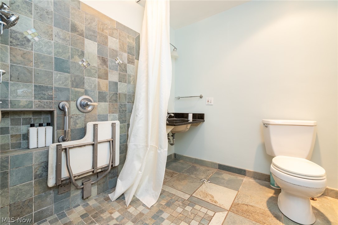 24911 S Woodland Road Beachwood OH 44122