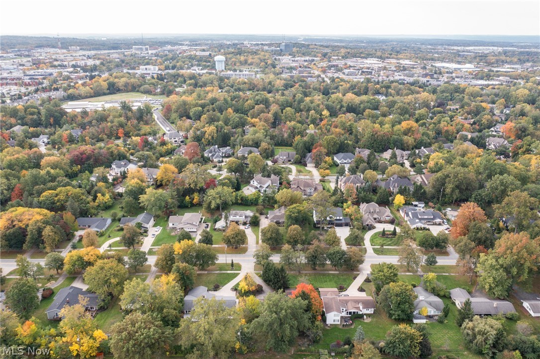 24911 S Woodland Road Beachwood OH 44122