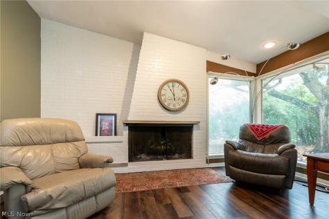 24911 S Woodland Road Beachwood OH 44122