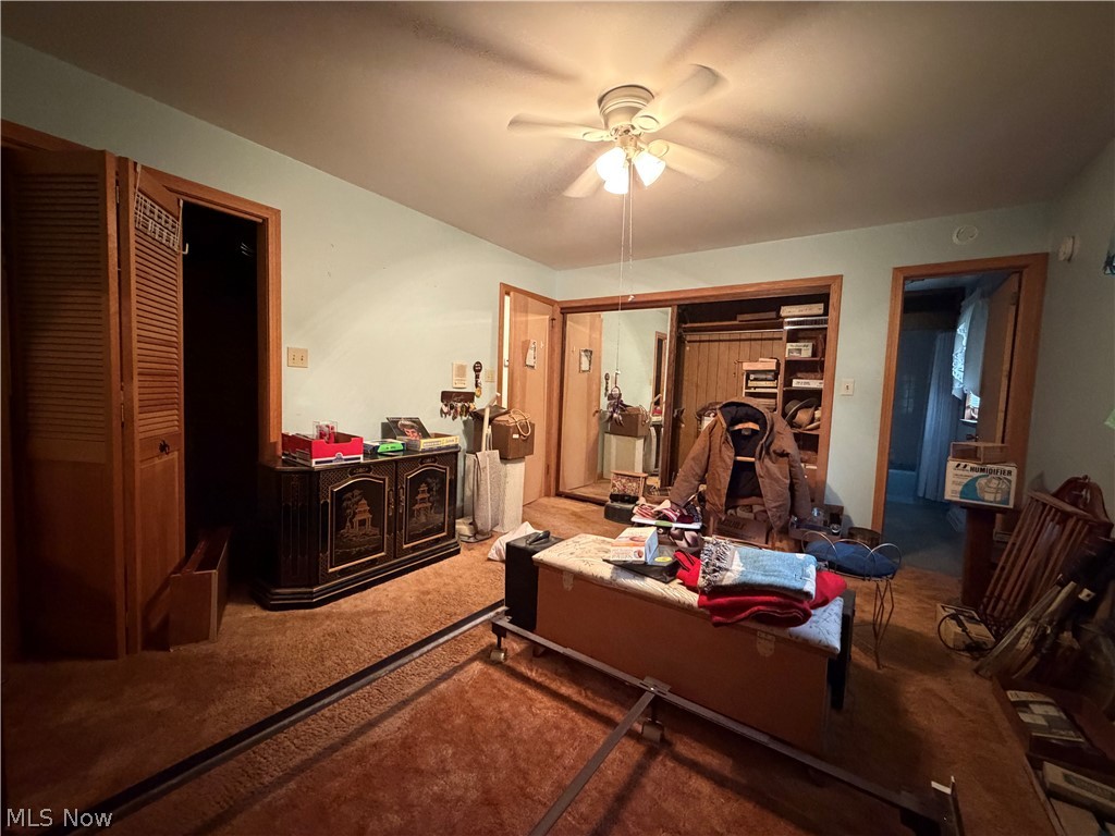 122 High Street Tuscarawas OH 44682