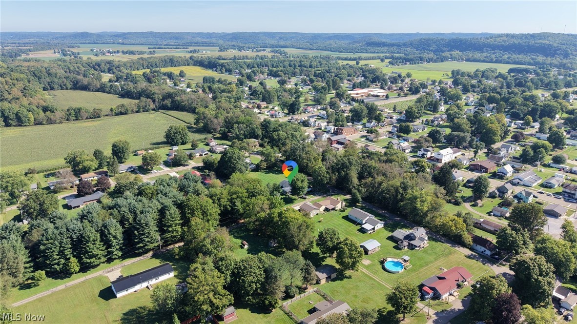 122 High Street Tuscarawas OH 44682