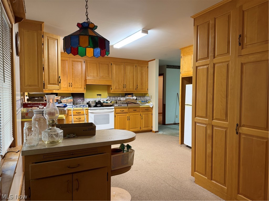 122 High Street Tuscarawas OH 44682