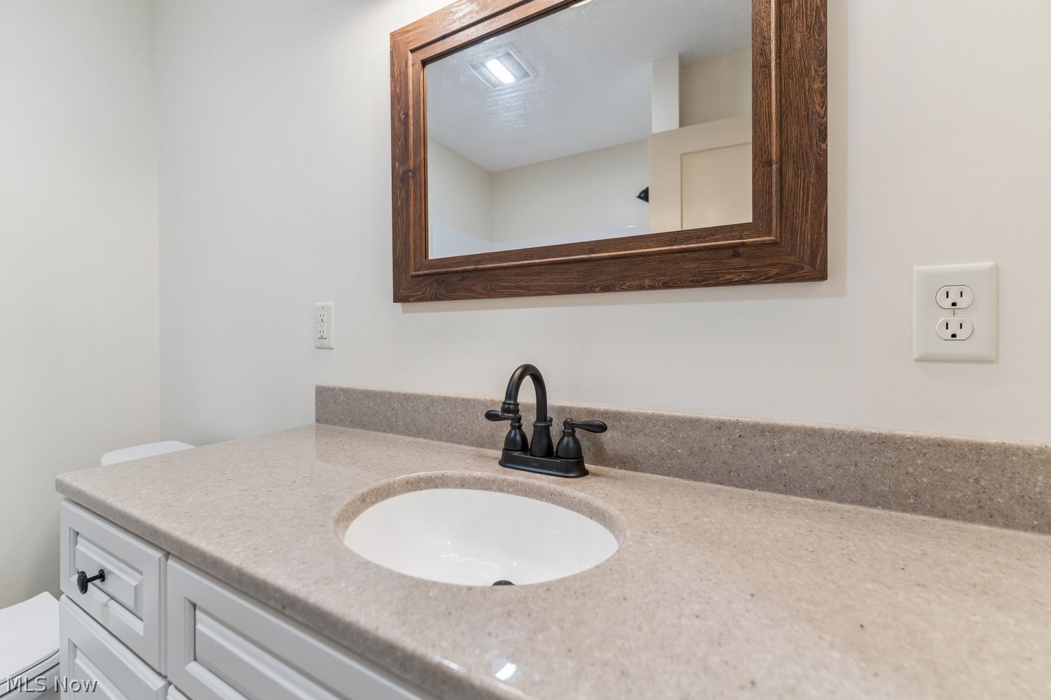 8467 Main Street Kinsman OH 44428