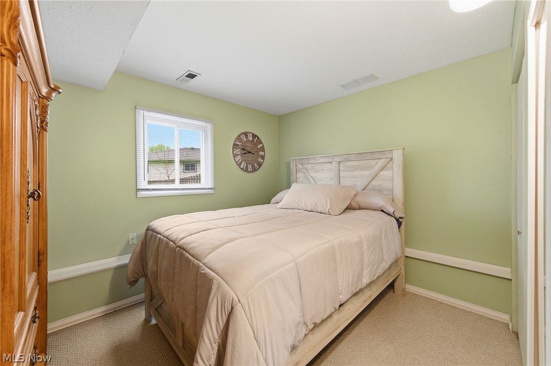 12052 Wood Oval North Royalton OH 44133
