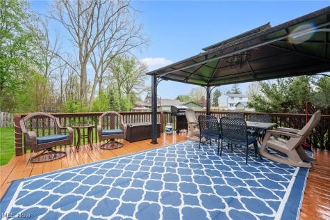 12052 Wood Oval North Royalton OH 44133