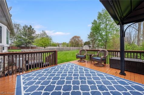 12052 Wood Oval North Royalton OH 44133