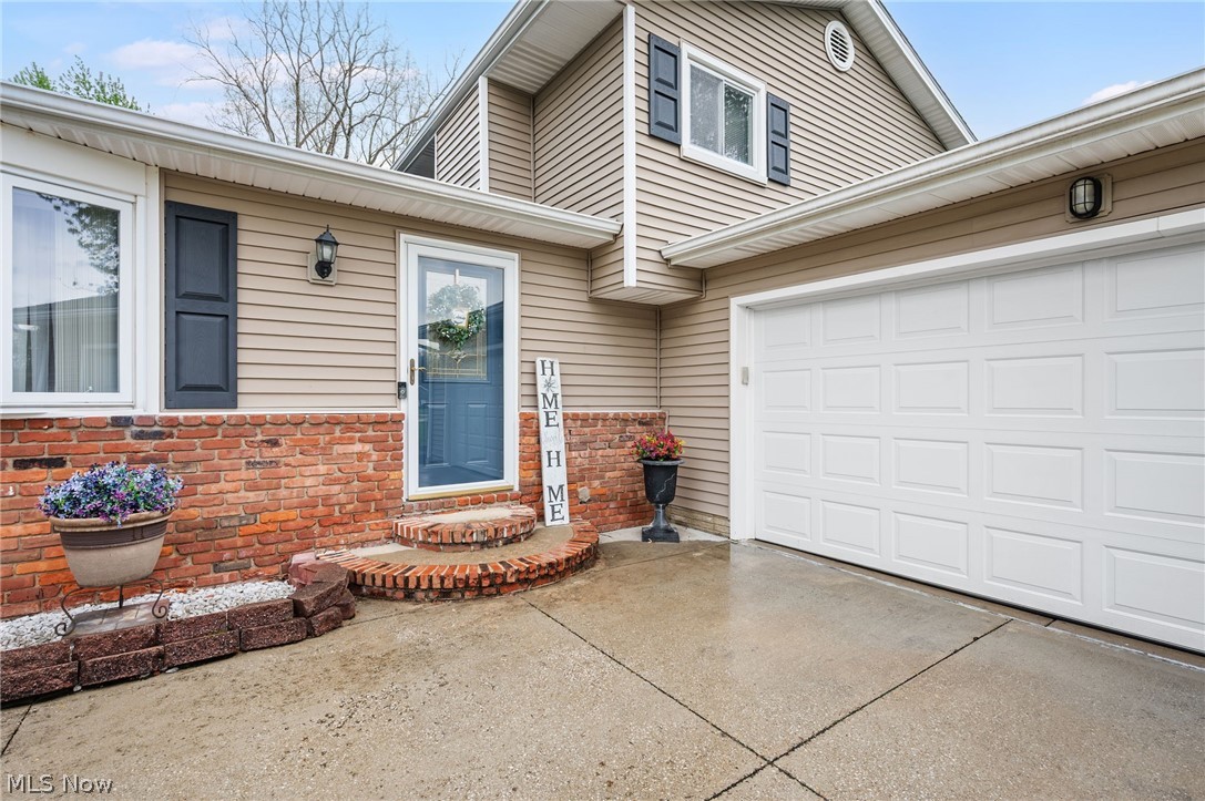 12052 Wood Oval North Royalton OH 44133