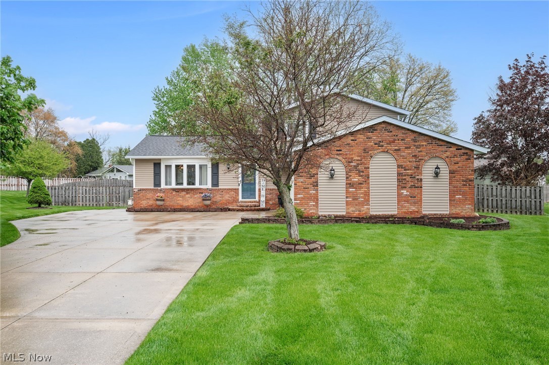 12052 Wood Oval North Royalton OH 44133