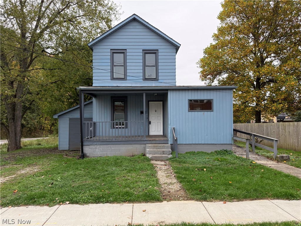 228 Pritchard Avenue Lisbon OH 44432